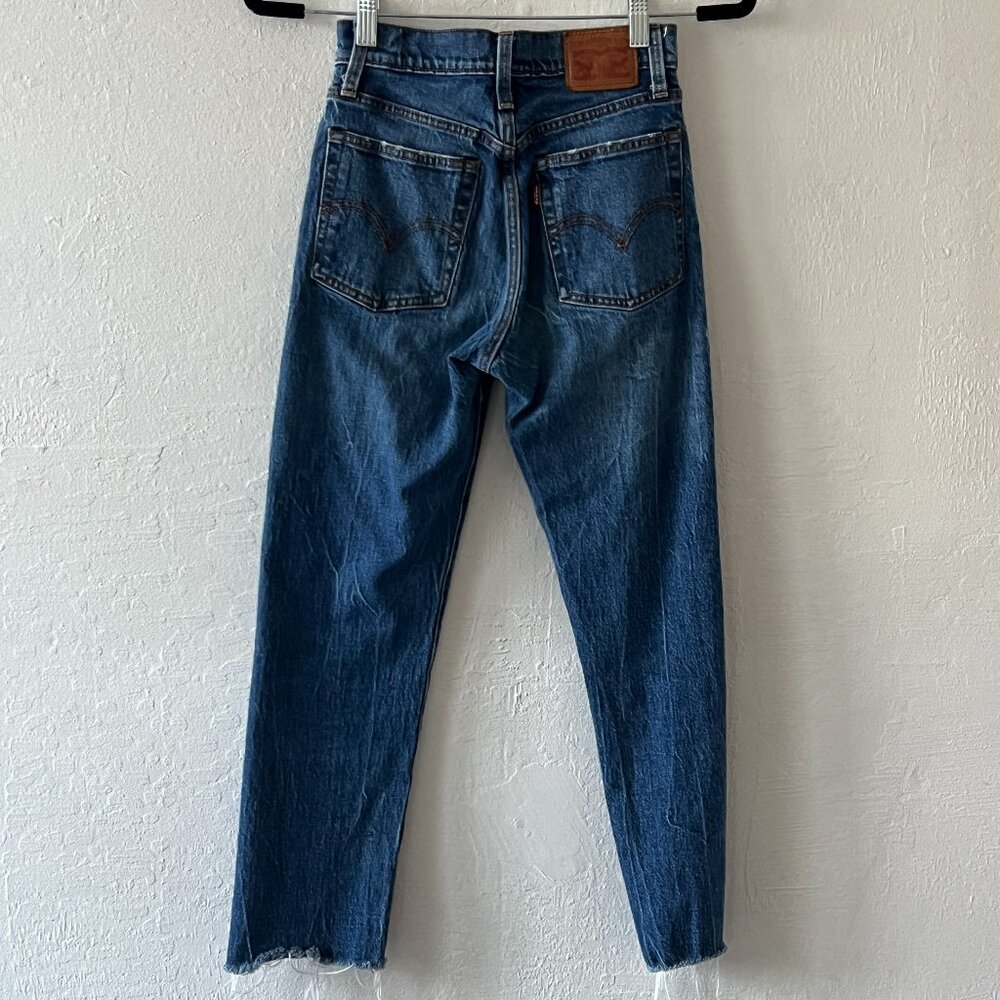 Levis 501 Jeans Womens 24 Blue Cropped Frayed Button Fly High Rise Stretch 26x24